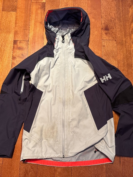 Helly Hansen Jackets & Blazers - Helly Hansen Shell Jacket Women’s M